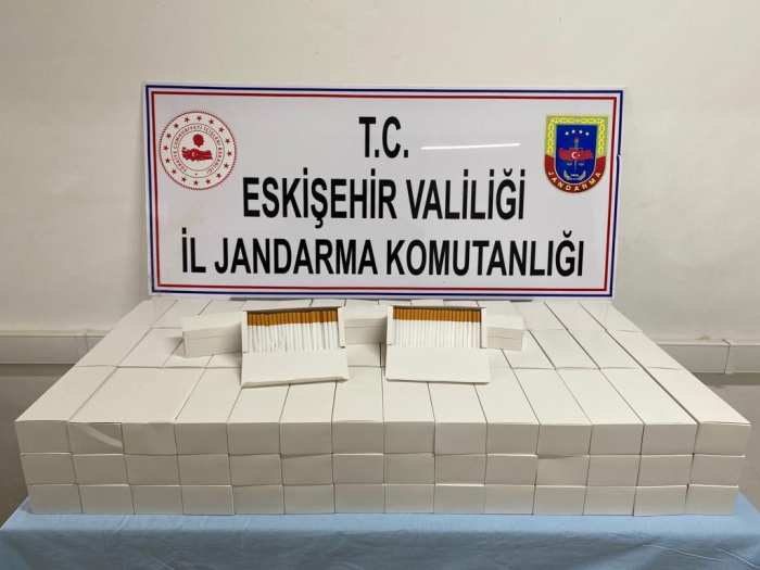 Eskişehir’de kargoyla gelen 27 bin makaron ele geçirildi