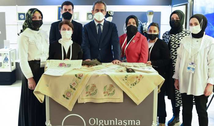 OLGUNLAŞMA ENSTİTÜLERİNDEN REKOR TASARIM TESCİLİ