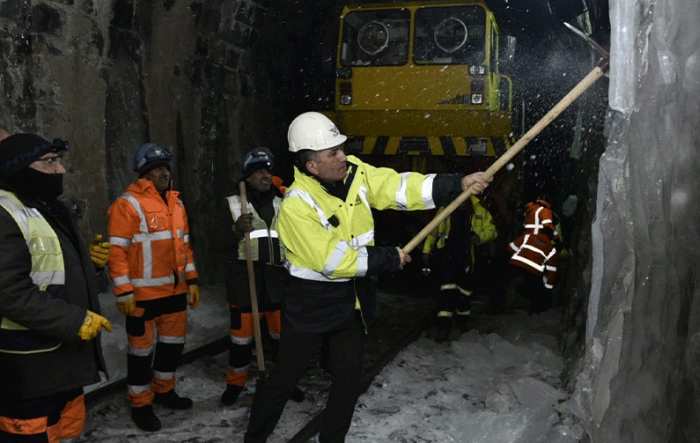 Kışla Mücadele Demiryollarında da Devam Ediyor