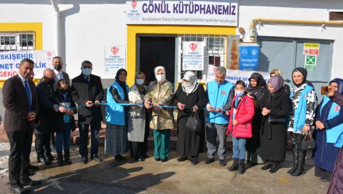 Gazi İlkokulunda Kurulan "Gönül Kütüphanesi"nin Açılışı Gerçekleştirildi