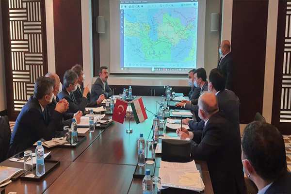 TÜRKİYE İLE TACİKİSTAN ARASINDA YÜK TRENLERİ İŞLETİLECEK