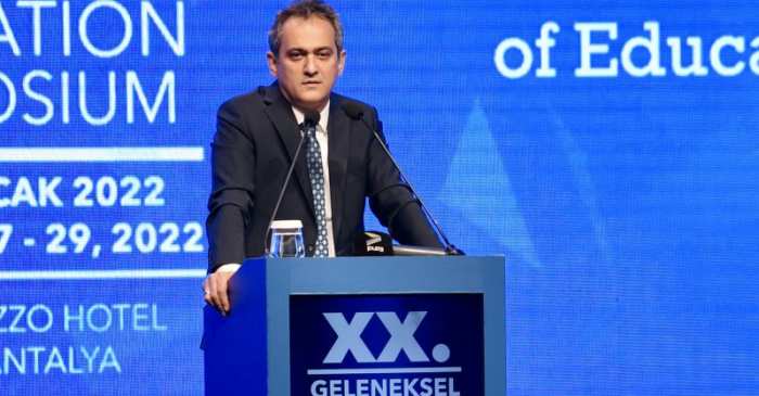 BAKAN ÖZER: YARIYIL TATİLİNDEN SONRA YÜZ YÜZE EĞİTİME KARARLILIKLA DEVAM EDECEĞİZ