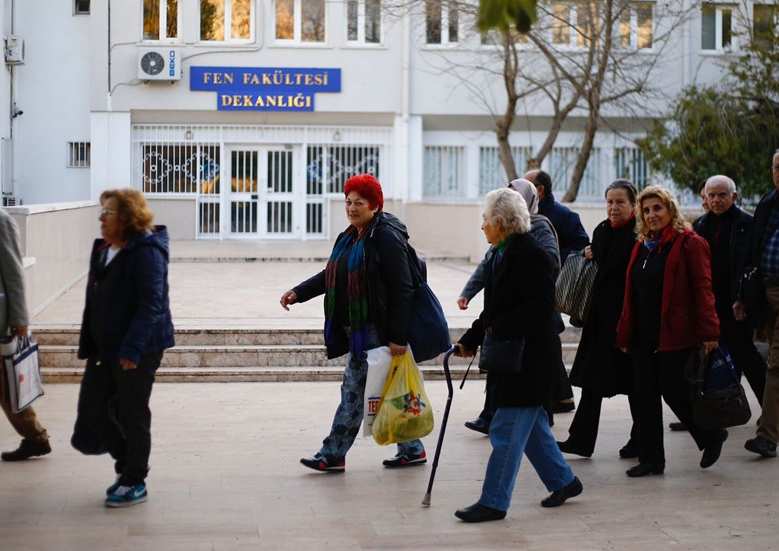 6 Tazelenme Üniversitesi’nde 5 Bin 665 Kişiye Eğitim Veriliyor