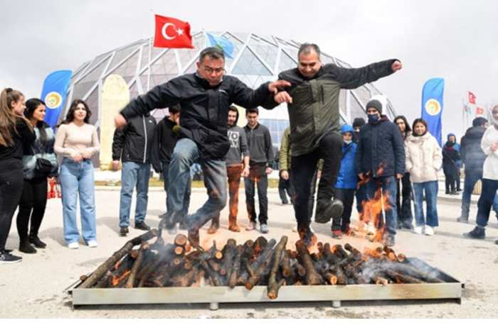 Nevruz Ateşi Ormancılardan