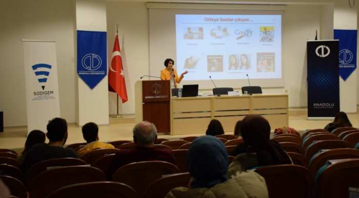 Eğitim Fakültesi’nde "Teknolojinin İstenmeyen Çıktıları" konuşuldu