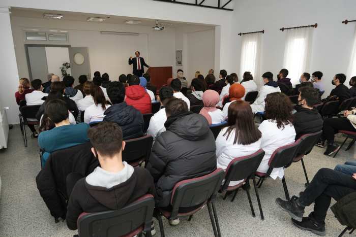 SARAÇ, ÖĞRENCİLERE İŞ HAYATINA İLİŞKİN ÖNEMLİ BİLGİLER VERDİ