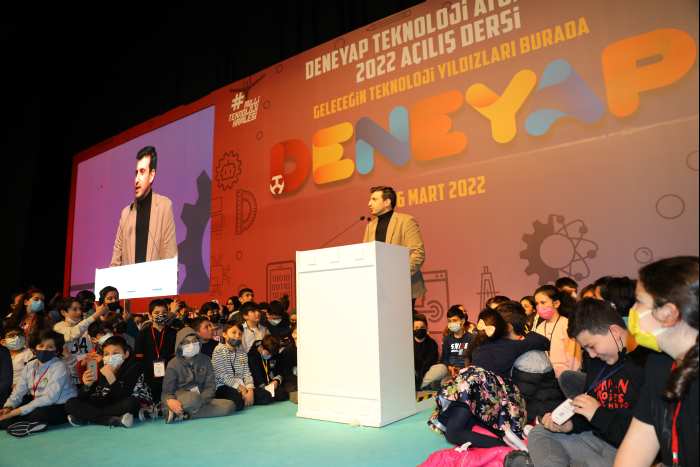 Deneyap Teknoloji Atölyelerinde Geleceğin Teknoloji Yıldızları İçin İlk Ders Zili Çaldı