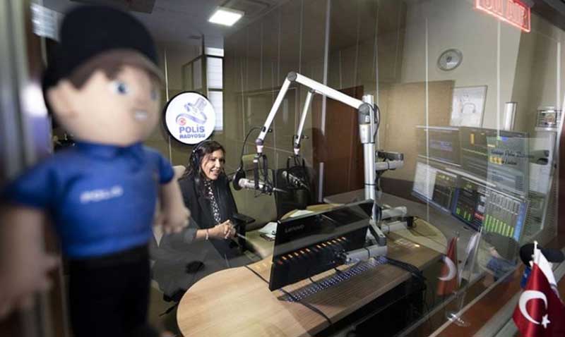 Trkiye Polis Radyosu 71 Yanda