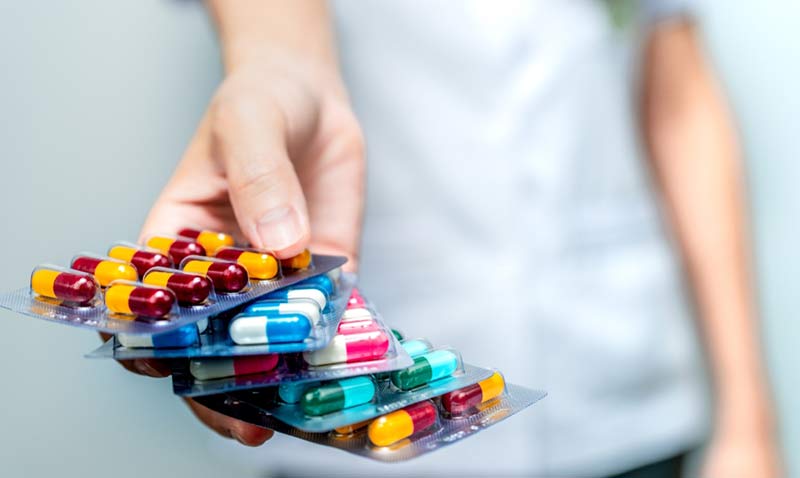 Türkiye’de Her 3 Reçeteden 1’i Antibiyotik!