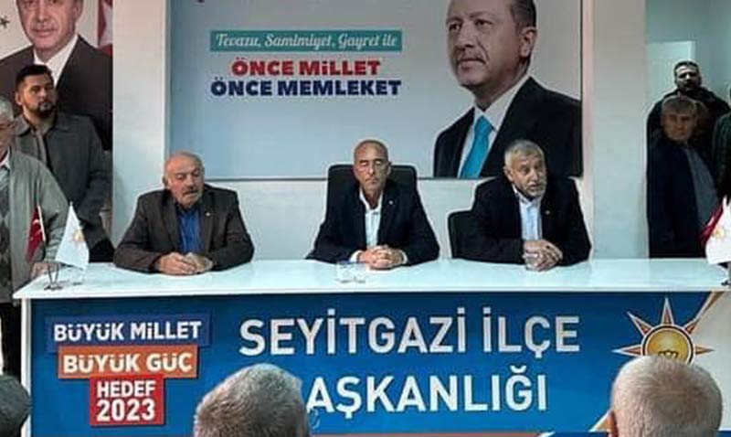 Selahattin Gen Seyitgazi Belediye Bakan aday aday oldu