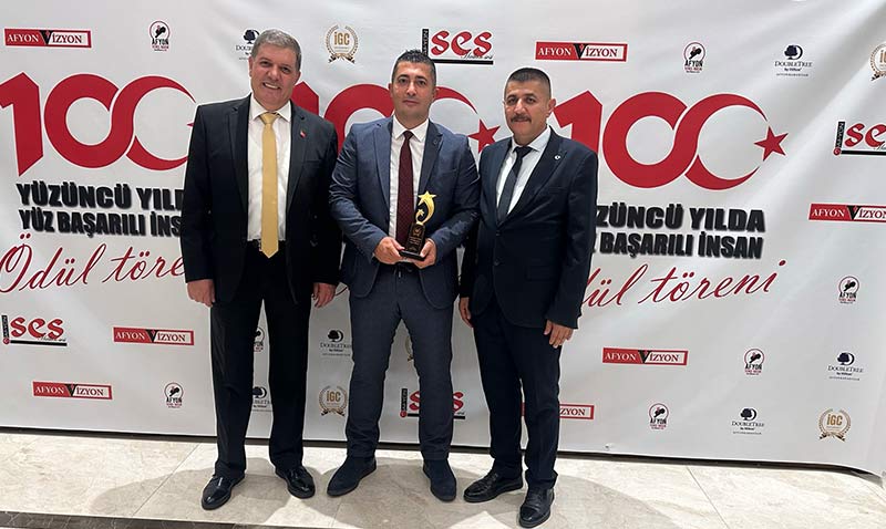 OEDAŞ Afyonkarahisar İl Müdürü Cafer Demir’e büyük onur