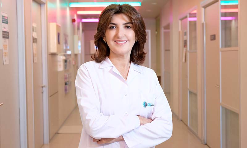 Hastayken maske takmak şart!