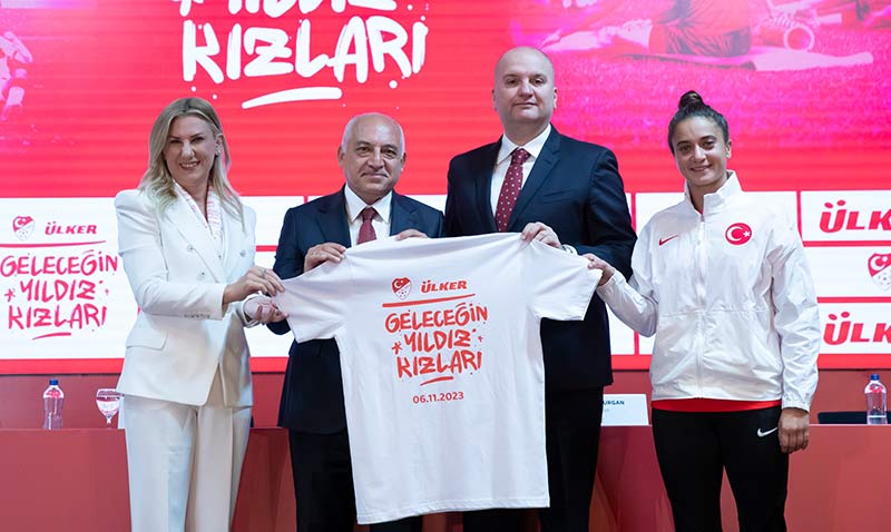 TFF ve lker Gelecein Yldz Futbolcu Kzlarn Aryor