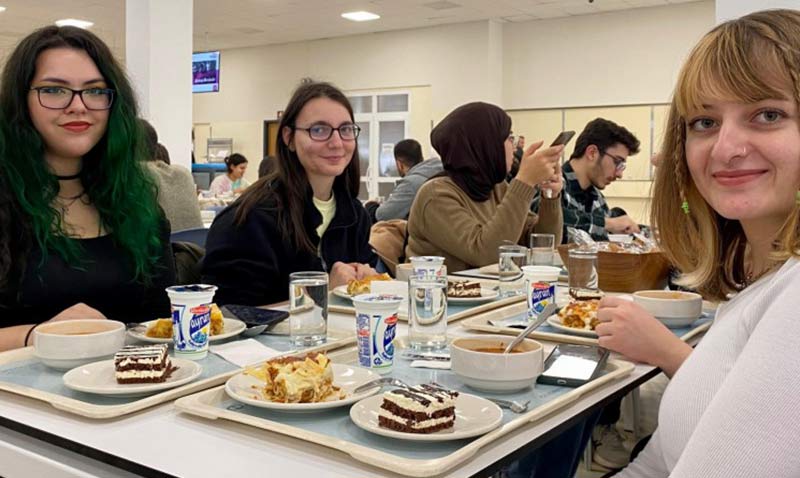 Anadolu Üniversitesinde aralık ayının ilk öğle yemeğini yine öğrenciler belirledi