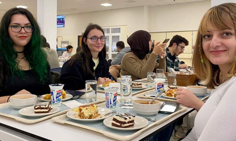 Anadolu niversitesinde aralk aynn ilk le yemeini yine renciler belirledi
