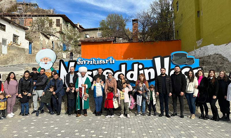 zel ocuklar Dnyann Merkezi Sivrihisarda Bulutular