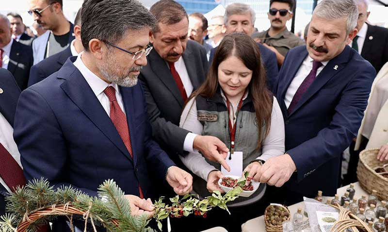 Değişen İklim Koşullarında Oduna Dayalı Sanayi Sektörünün Geleceği Masaya Yatırıldı