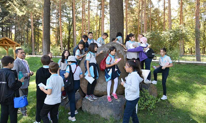 Eğitim Öğretim Yılı Kayaçpark’ta da Başladı Dersimiz Toprak ve Kayalar