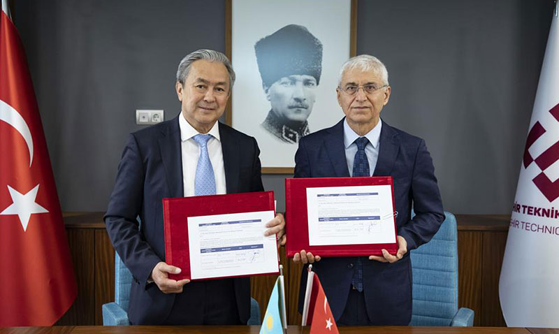 Kazakistan Civil Aviation Academy Heyetinden ESTÜ’ye İş Birliği Ziyareti