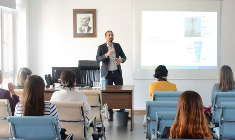 DİLKOM’da “Akademisyenlere Yönelik Ses Sağlığı Çalıştayı” gerçekleştirildi