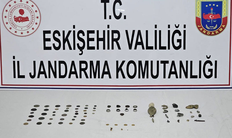 Beylikova’da tarihi eser operasyonu