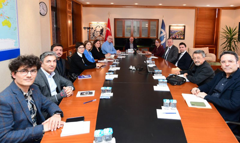 Rektör Erdal, üniversitemizin dergi editörleriyle bir araya geldi