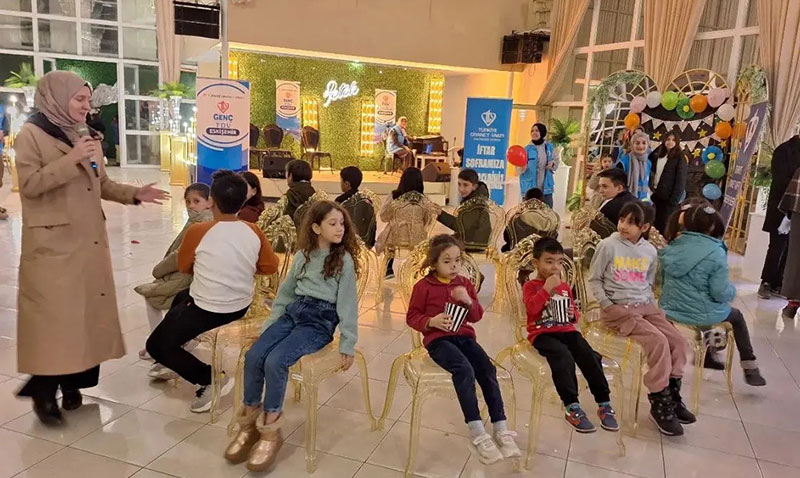 TDV Eskişehir Gençlik Kolları İYİLİK HAFTASI"nda Yüzleri Güldürdü