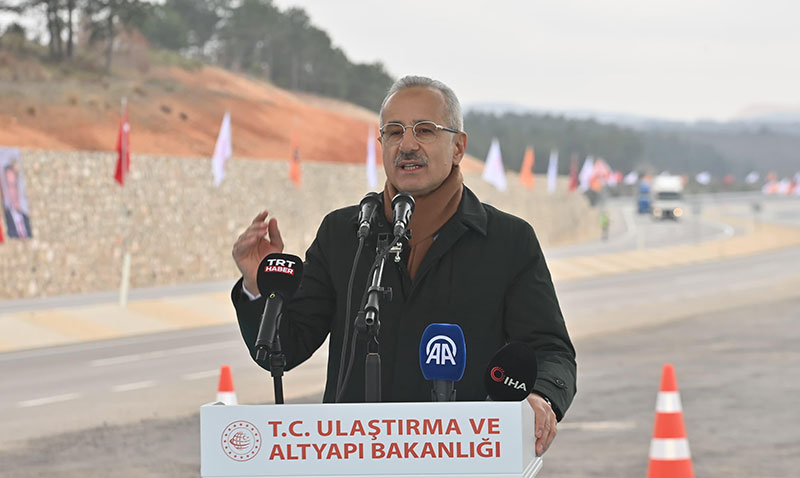 Bursa İle Bilecik Arası 51 Dakikadan 25 Dakikaya Düştü