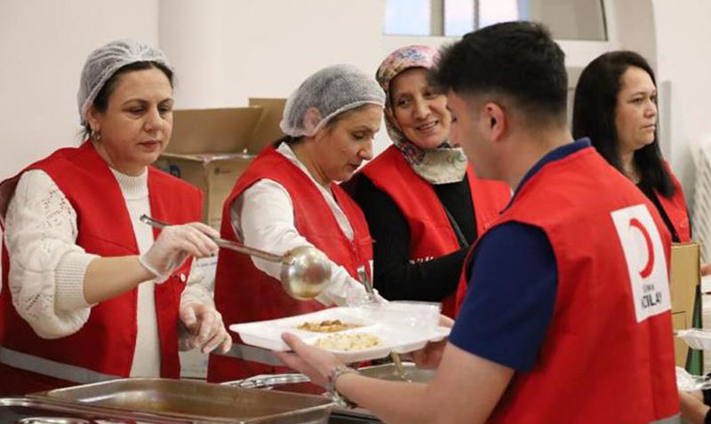 Kızılay Aşevlerinin Ocakları İhtiyaç Sahipleri İçin Yanıyor