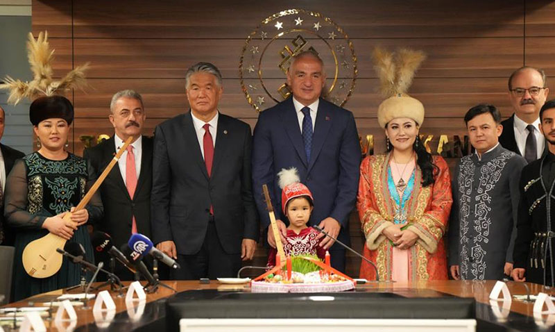 Bakan Ersoy TÜRKSOY Heyetini Kabul Etti