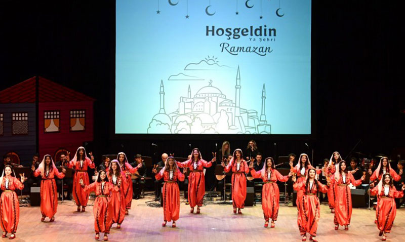 Anadolu niversitesi ailesi Ramazan enliklerinde bulutu