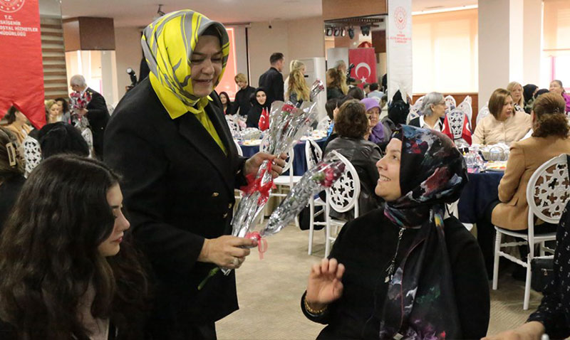 Şehitlerimizin Aileleri Bizler İçin Oldukça Kıymetli
