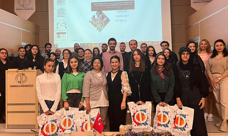 “Unutulmaya Yüz Tutmuş Türk Dünyası Akıl Zekâ Strateji Oyunu Aşık Oyunları” konuşuldu