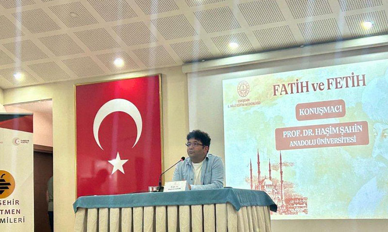 "Fatih Ve Fetih" Konulu Sylei Gerekletirildi