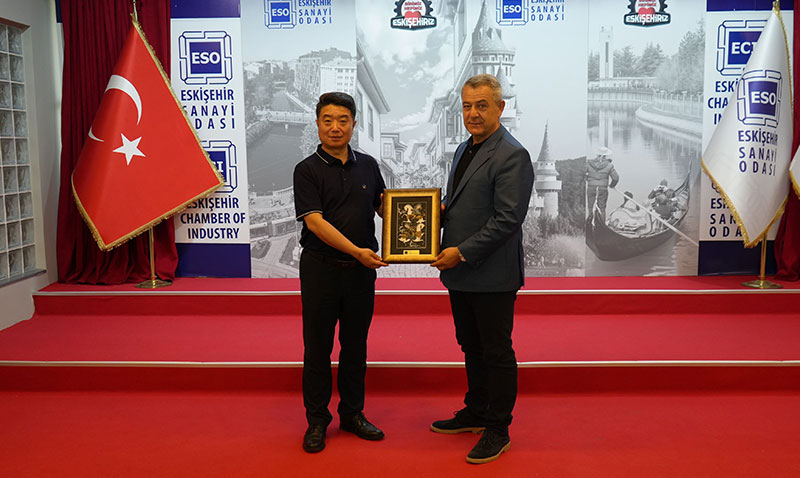 60+ Tazelenme Üniversitesi öğrencileri ilk mezunlarını uğurladı