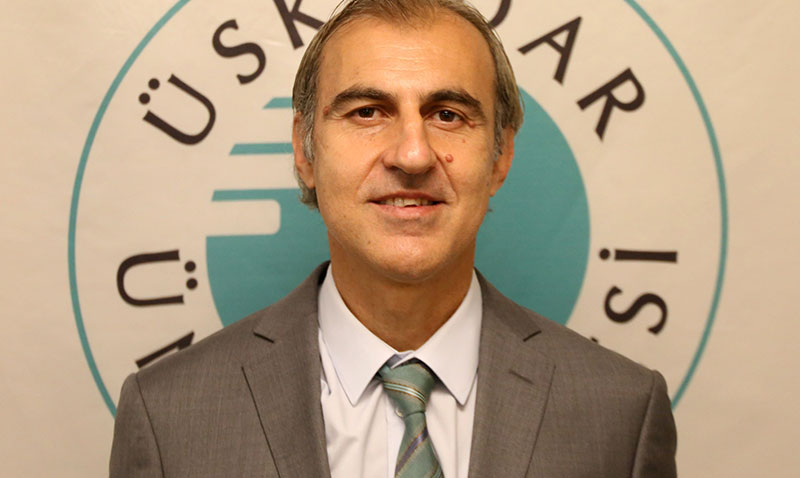 Bir binann durup dururken kmesi normal bir durum deil!