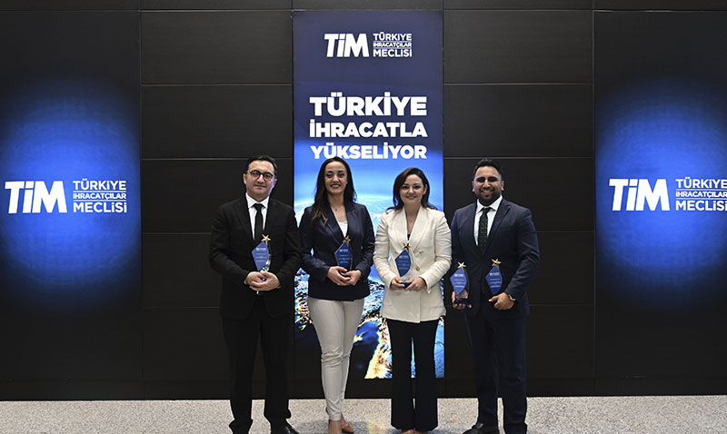 İhracatın Şampiyonu Çimsa!