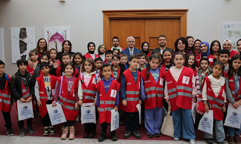 ESOGÜ Genç Kızılay Topluluğu’ndan ’Çocuk Üniversitesi’ Projesi