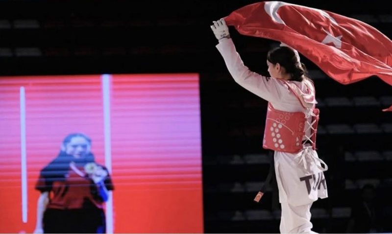 Anadolu niversiteli sporculardan byk baar