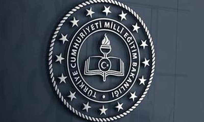 MEB yeni yönetmeliği duyurdu: Devamsızlık kararı