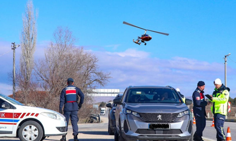 Eskişehir’de Havadan Trafik Denetimi: 20 Araç Sürücüsüne Ceza Kesildi