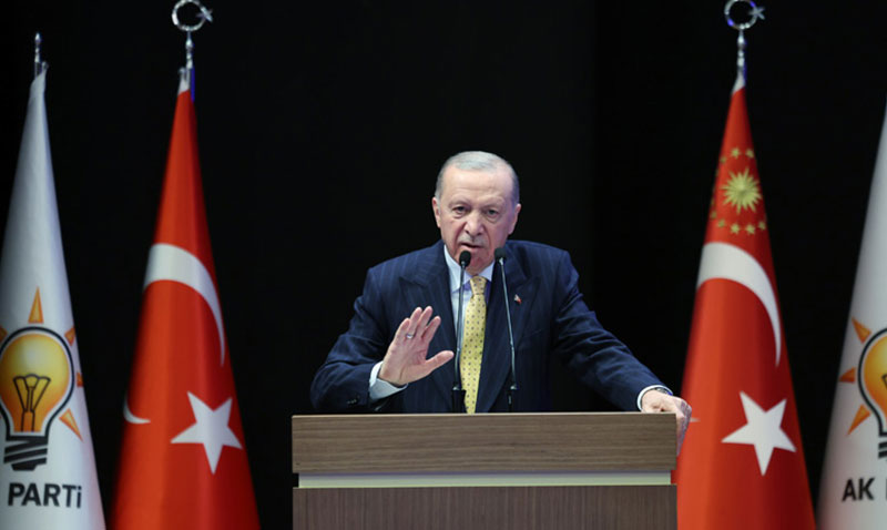 Tarihin, coğrafyanın ve medeniyetimizin bizlere yüklediği sorumluluktan kaçamayız