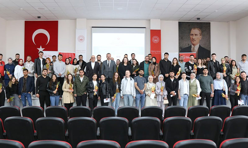 Evlilik Kredisi Alan Genç Çiftlere Özel Eğitim: Sağlam Temeller Atılıyor