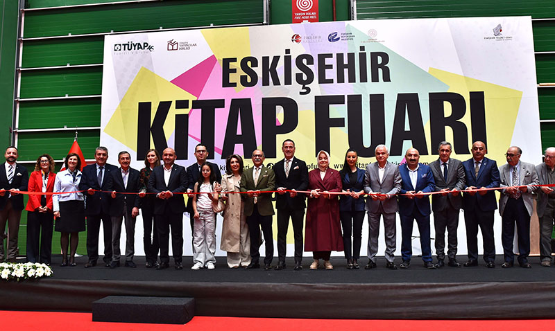 Eskişehir Kitap Fuarı 4. Kez Kapılarını Açtı