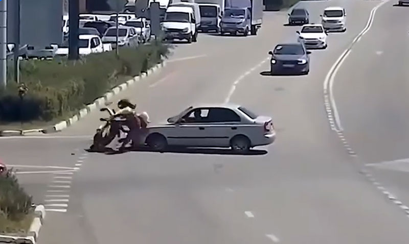 Eskiehir Valilii’nden Motosiklet Srclerine Uyar: "Kask Hayat Kurtarr!"