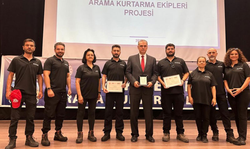 Anadolu Üniversitesi Arama Kurtarma Ekibi akredite oldu