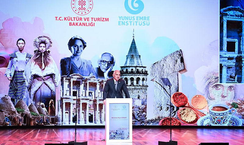 Yunus Emre Yaz Okullar Kapan Program Byk Cokuya Sahne Oldu