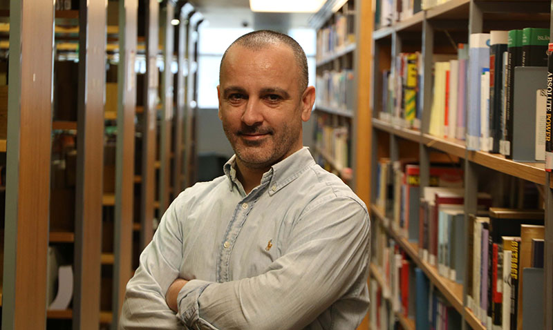Tercihleri yaparken yapay zekâya değil, kolektif zekâya güvenin uyarısı!