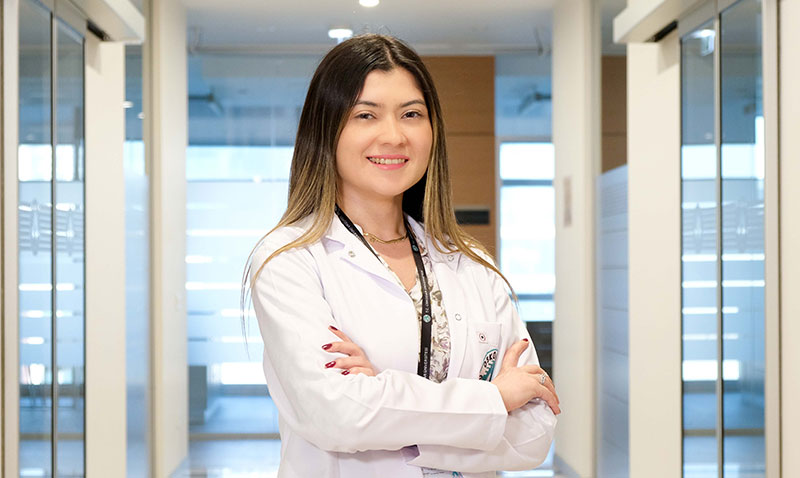 Ön Dişlerdeki Kırık ve Doku Kaybına Lamina Uygulamaları Çözüm Oluyor
