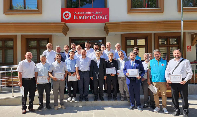Başarılı Müftülük Personeline Takdir Belgesi Verildi